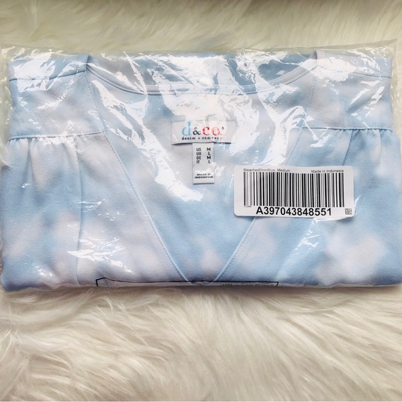 NWT Denim & Co. Printed Button-Front Flutter-Sleeve Blouse, Size M - Picture 7 of 9